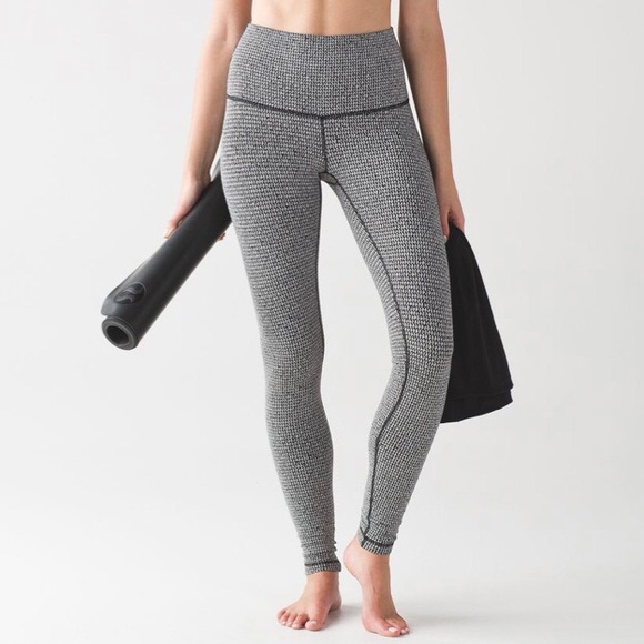 Lululemon Wunder Under Pant (Hi-Rise) - Picture 8 of 8